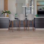 Taburete Nina Wood - Image 2